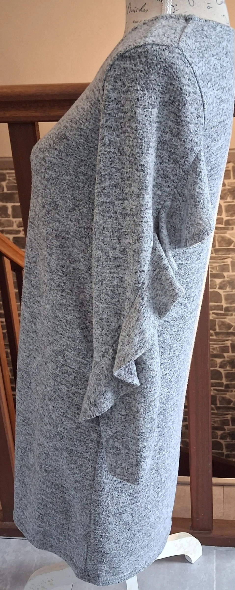 Robe curta In Extenso com mangas bufantes – photo 3